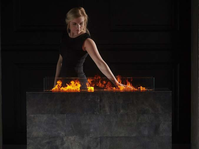 Magic fire opti-myst fireplace