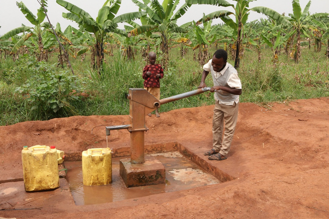 bezpieczny dostęp do wody - Rwanda
